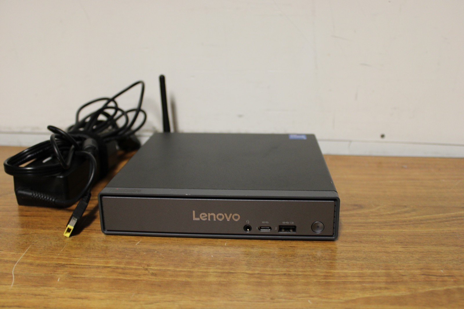 Lenovo ThinkCentre Neo 50q Gen 5 i5-13420H 8-Core 4.60 16Gb 512Gb Wifi Win 11 JM