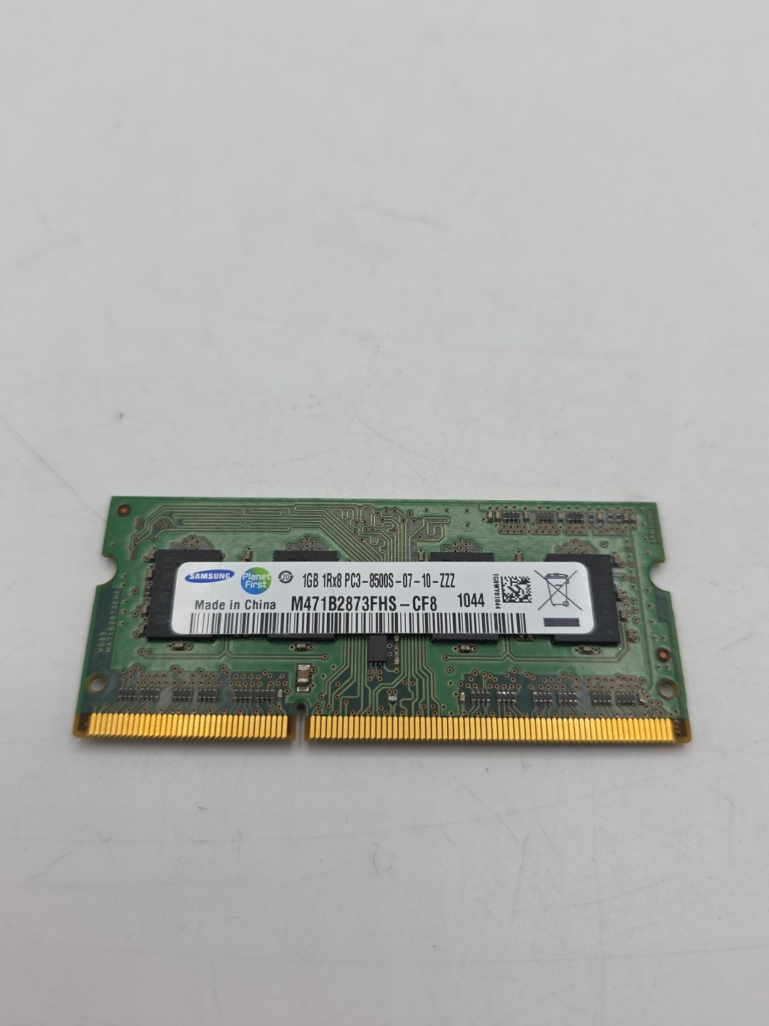SAMSUNG M471B2873FHS-CF8 RAM - 1GB DDR3 SODIMM