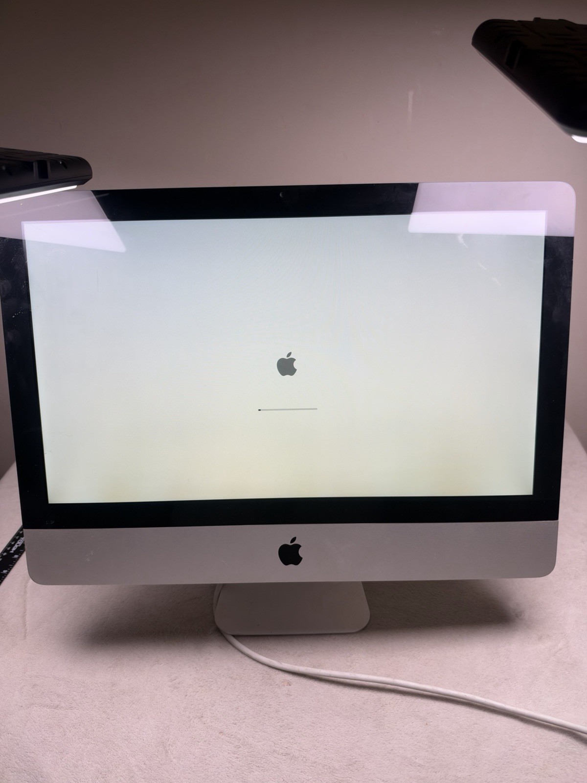 Apple iMac A1311 21.5” All-in-One Desktop Computer Tested Working