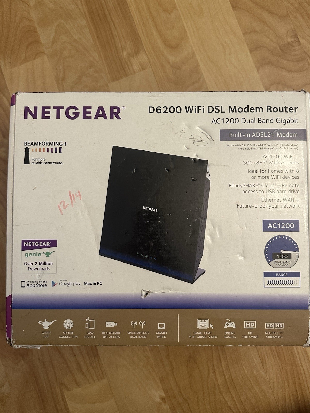 NETGEAR D6200 AC1200 Dual Band Gigabit WiFi DSL Modem Router - New In Box