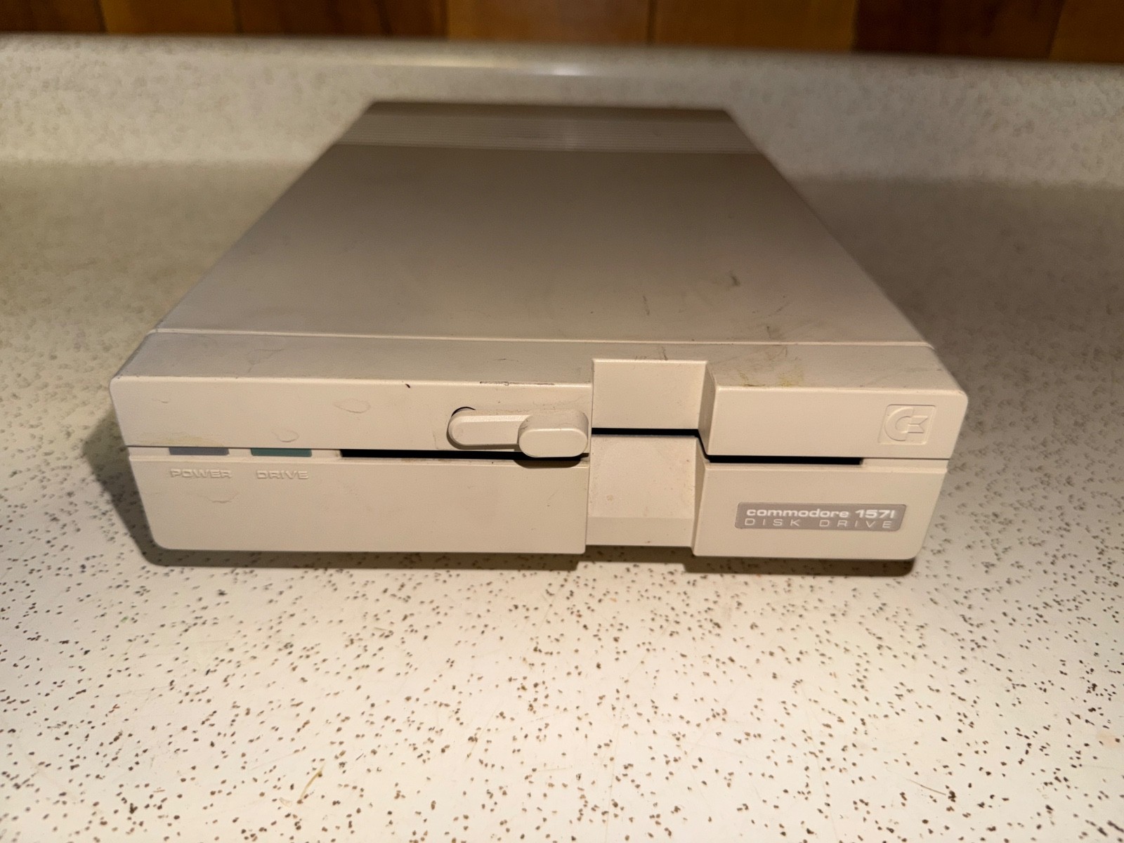 Commodore 1571 Floppy Disk Drive Tested to Power Up.