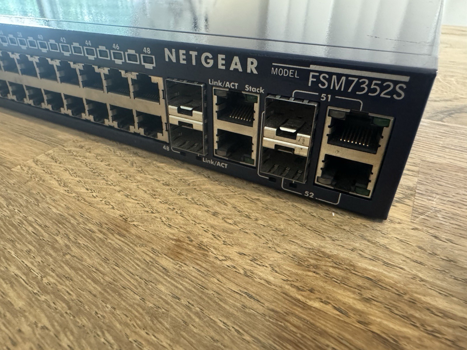 Netgear FSM7352S ProSafe 48+4 Port 10/100 Ethernet Fully Managed Network Switch