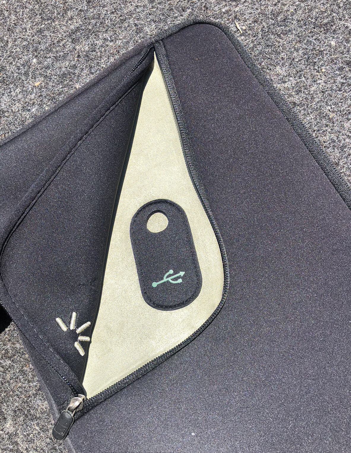 Case Logic - Tablet protective bag - 10.2 inches