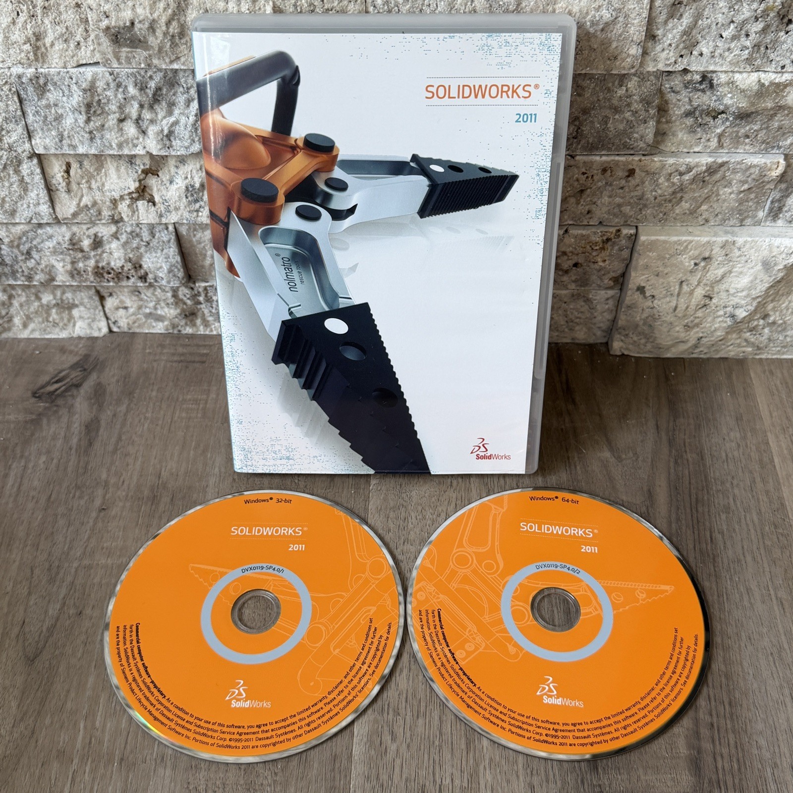 SOLIDWORKS 2011 2 Discs DVD 1 PDM NO SERIAL/CD KEY Discs Only