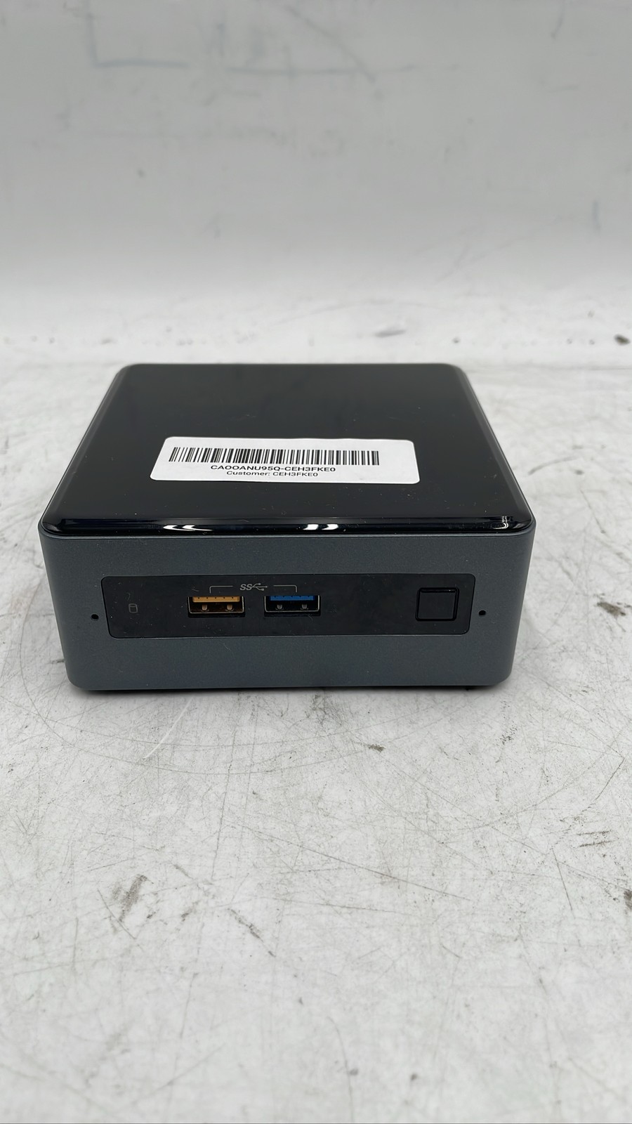 Intel NUC7JYH Mini PC Celeron J4005 2 HDMI USB 3.0 Gigabit Ethernet