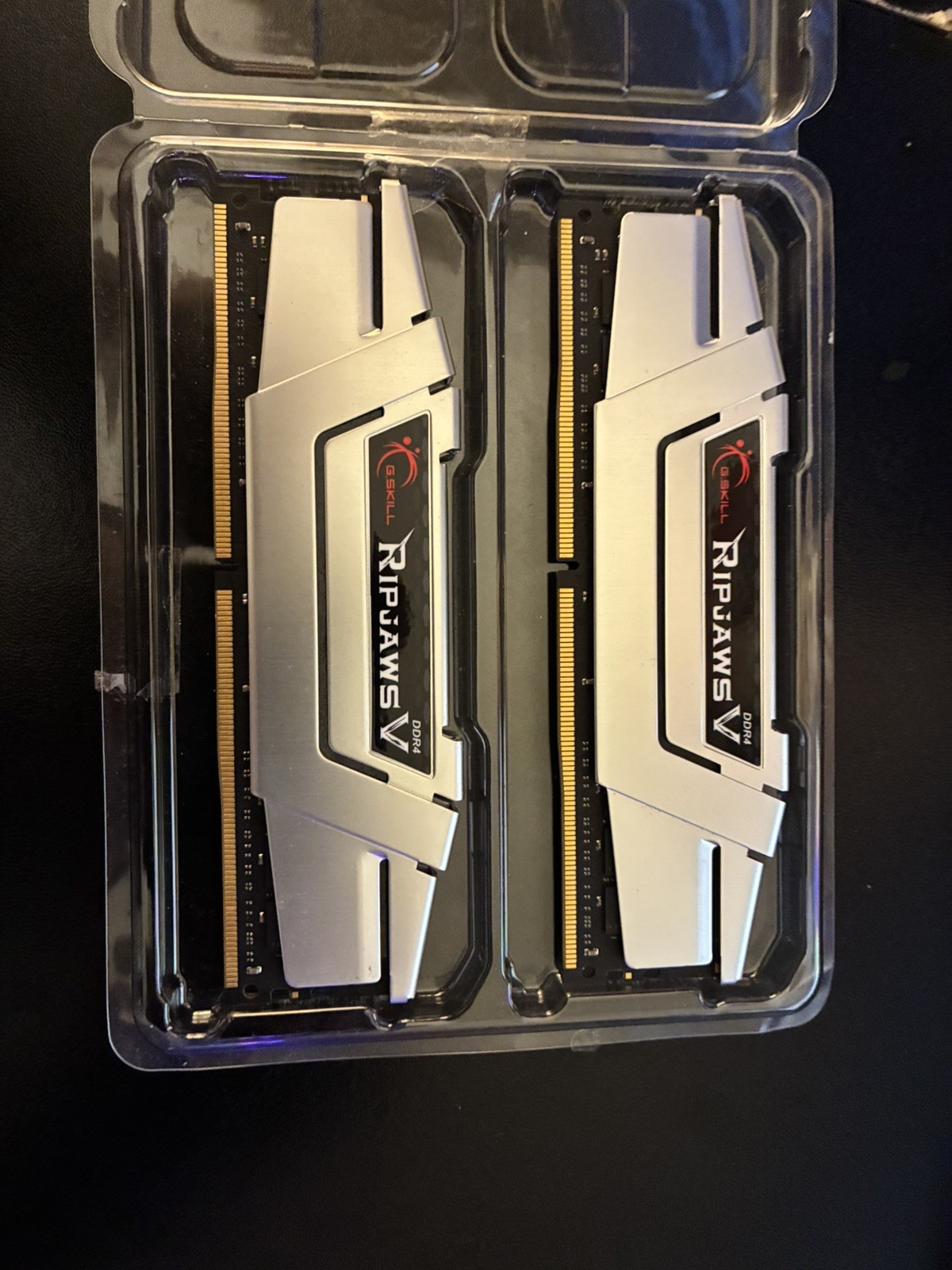 G.skill Ripjaws V 32GB (2x16GB) DDR4 3000MHz RAM