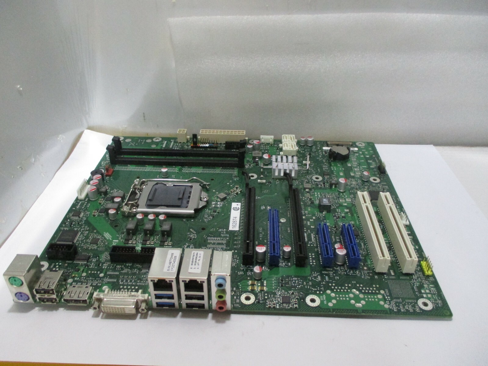 FUJITSU Mainboard D3445-S ATX Industrial Series D3445-S11 GS2 