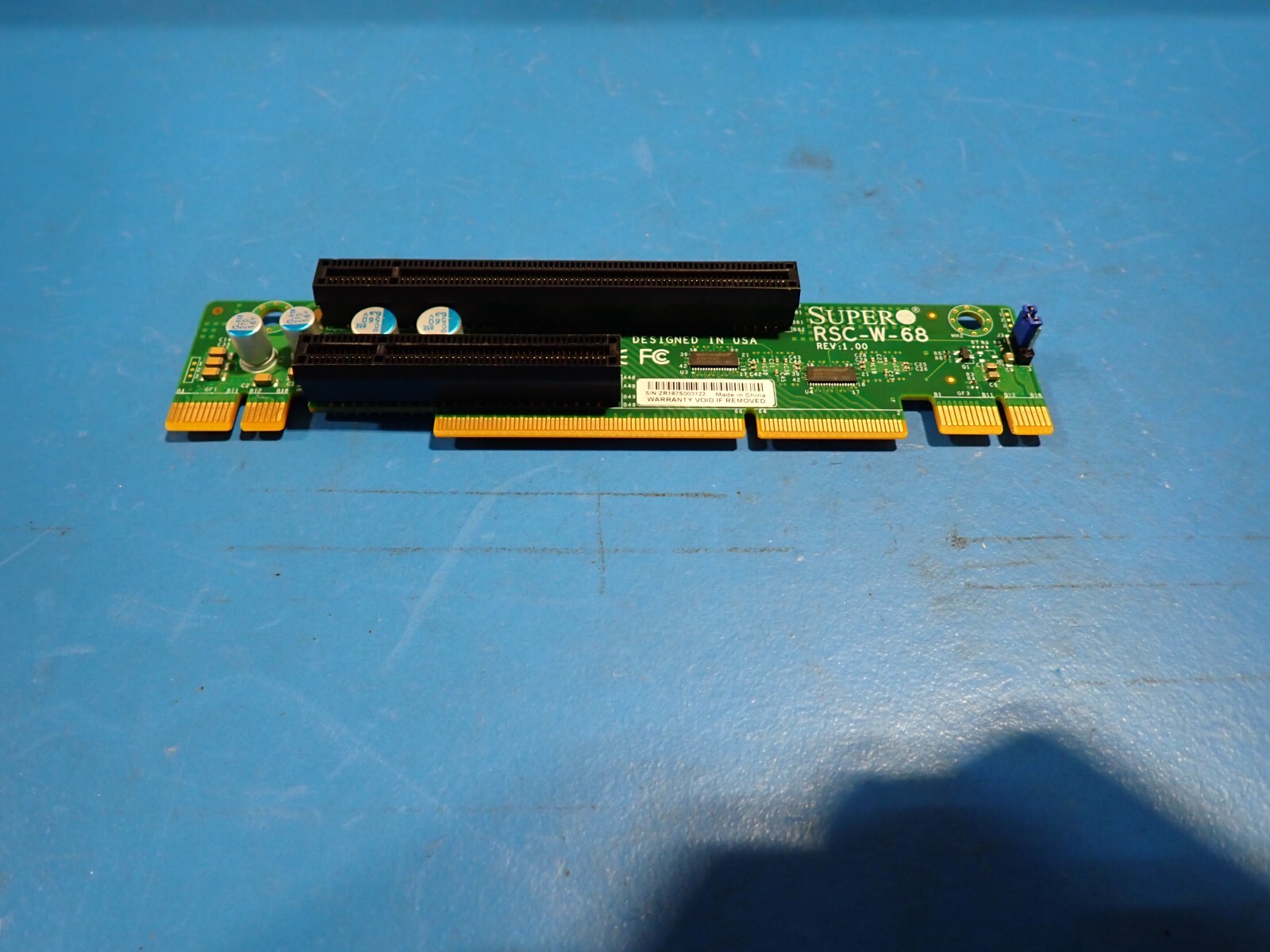 SUPERMICRO RSC-W-68 1U LHS WIO 1/ 2x PCIE x8 or PCIe Server systems Riser Card