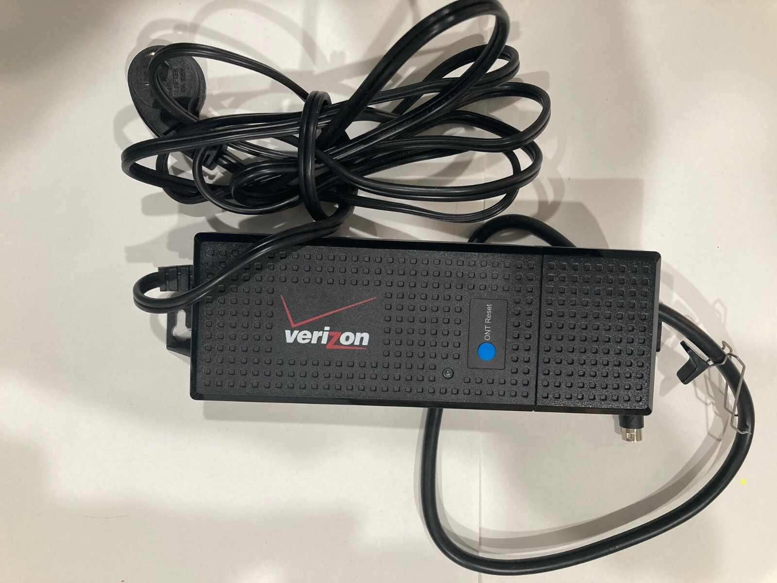 adp-250R adapter 110-120 V AC OUTPUT 16 V DC 1.6 A