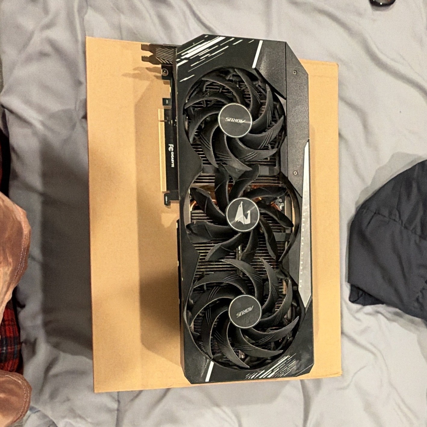 Gigabyte AORUS GeForce RTX 3080 MASTER 10G, Rev. 2.0.