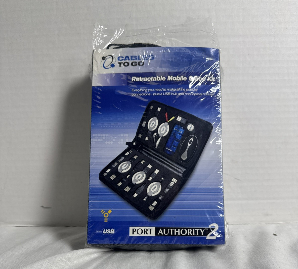 Cables To Go Port Authority 2 Retractable Mobile Office Kit USB NEW IN BOX
