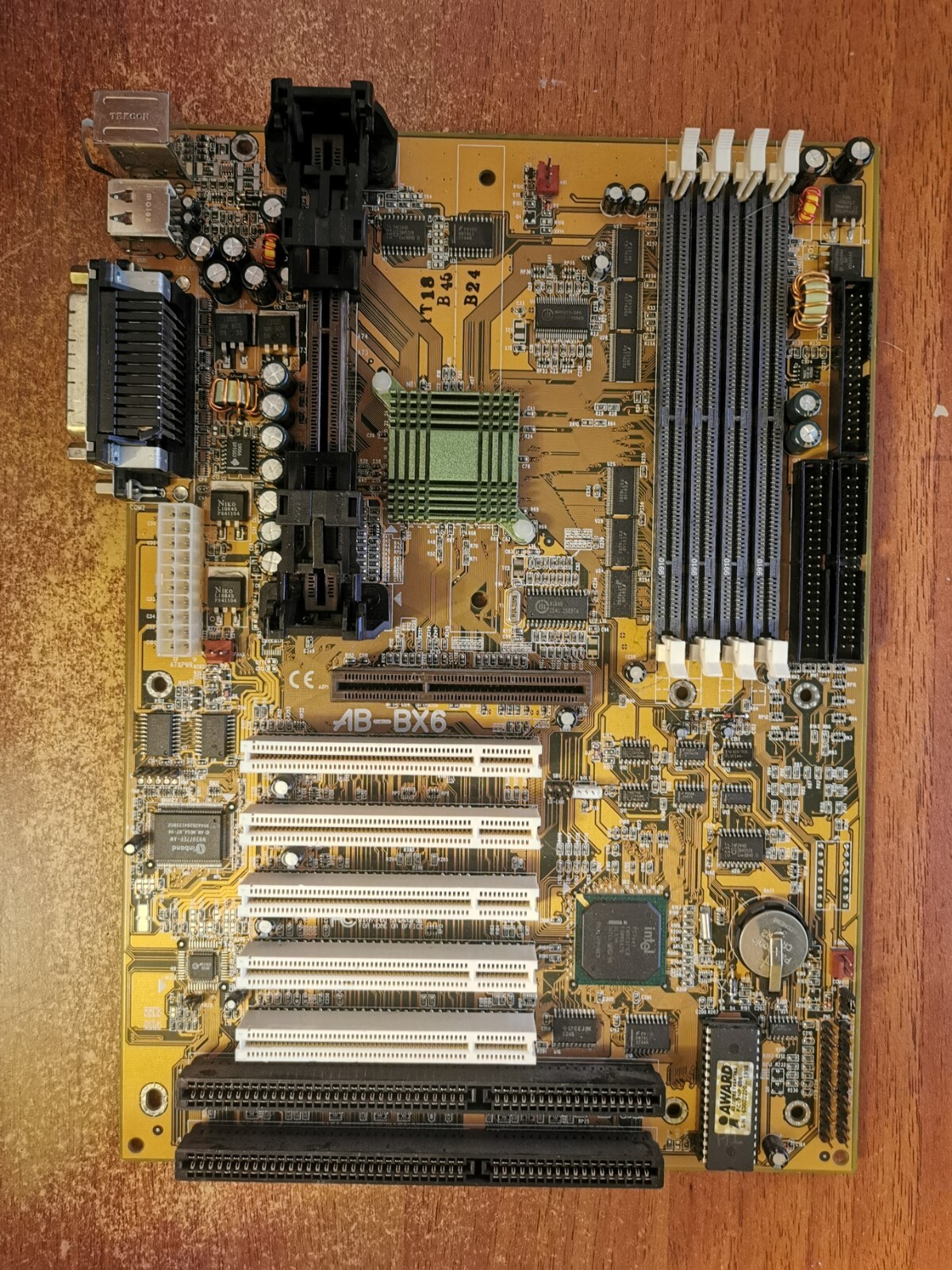 Vintage tested Abit AB-BX6 ver. 2.0