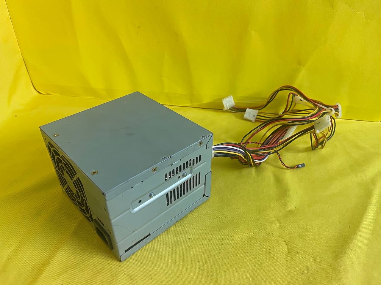 Delta Electronics DPS-200PB-76 200W Desktop Computer Power Supply ATX PSU RE