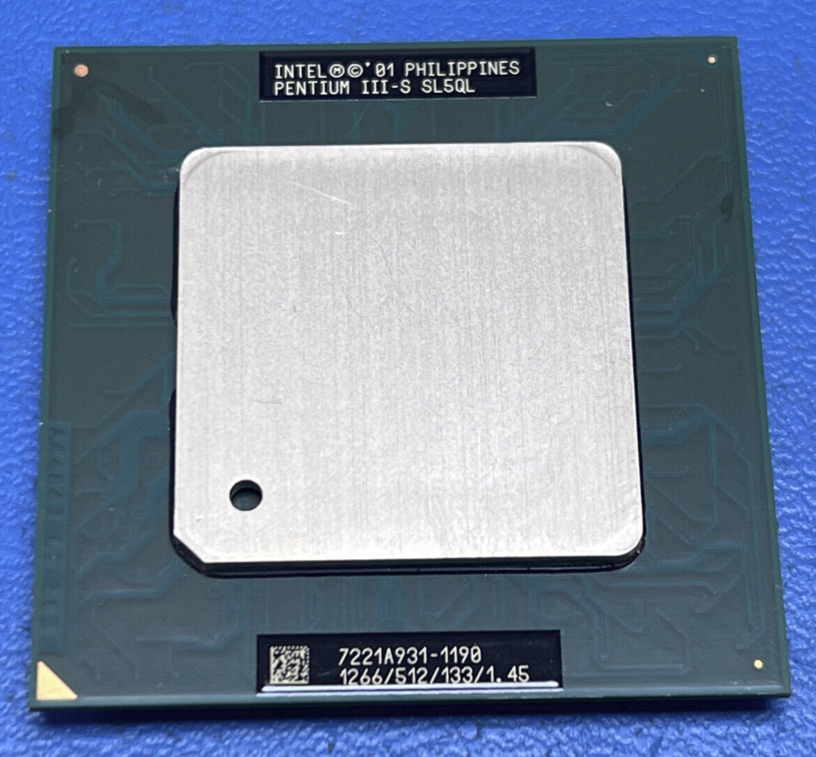 Intel Pentium III RK80530KZ012512 SL5QL