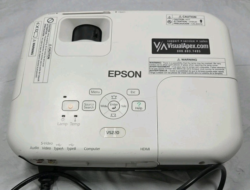 Epson VS220 3LCD Projector Portable 2700 Lumens H592A HD HDMI 2458 LAMP HOURS