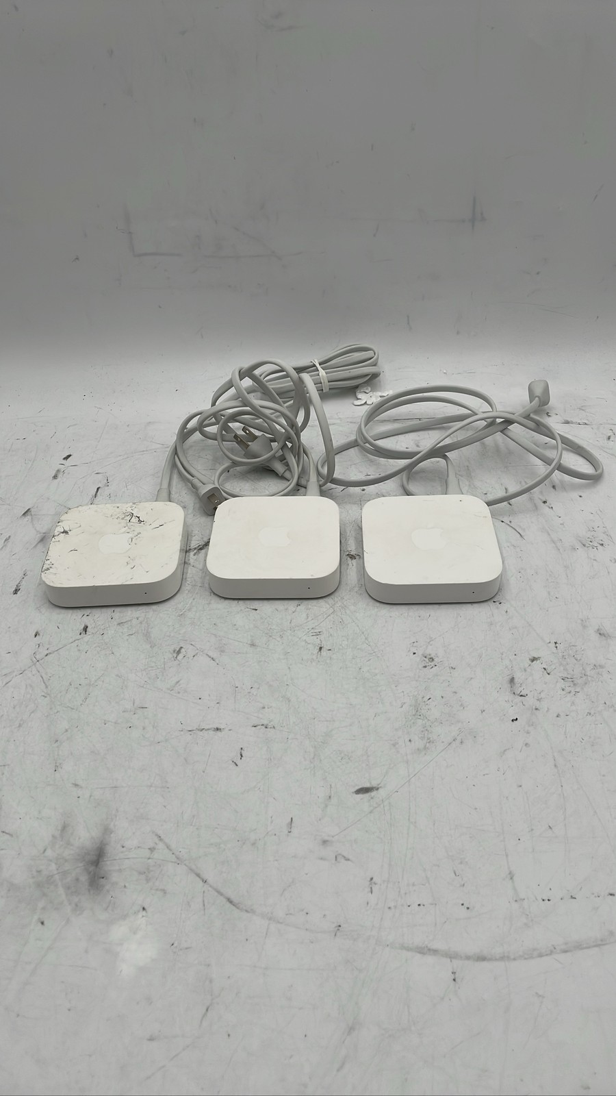 Apple AirPort Express A1392 2nd Gen 802.11n Wi-Fi Router Lot Of 3