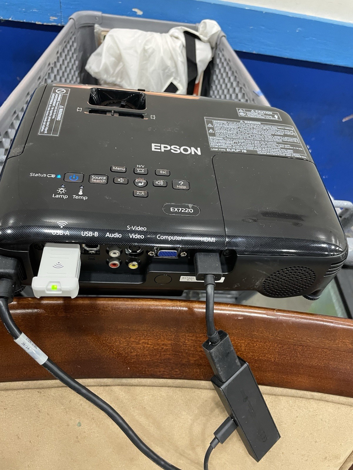 Epson EX7220 H550A WXGA 3LCD Projector HDMI Wireless Ready 3000 Lumens 200W Lamp