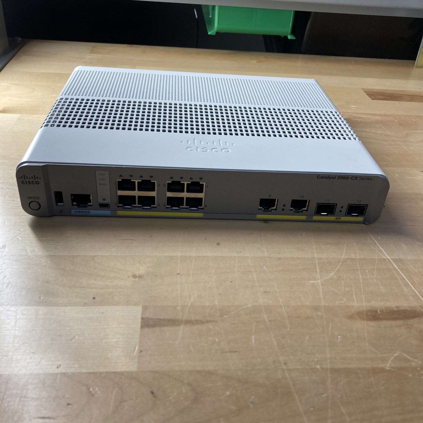 Cisco Catalyst C2960X WS-C2960X-8TC-L 2960C 8-Port Ethernet Catalyst Switch