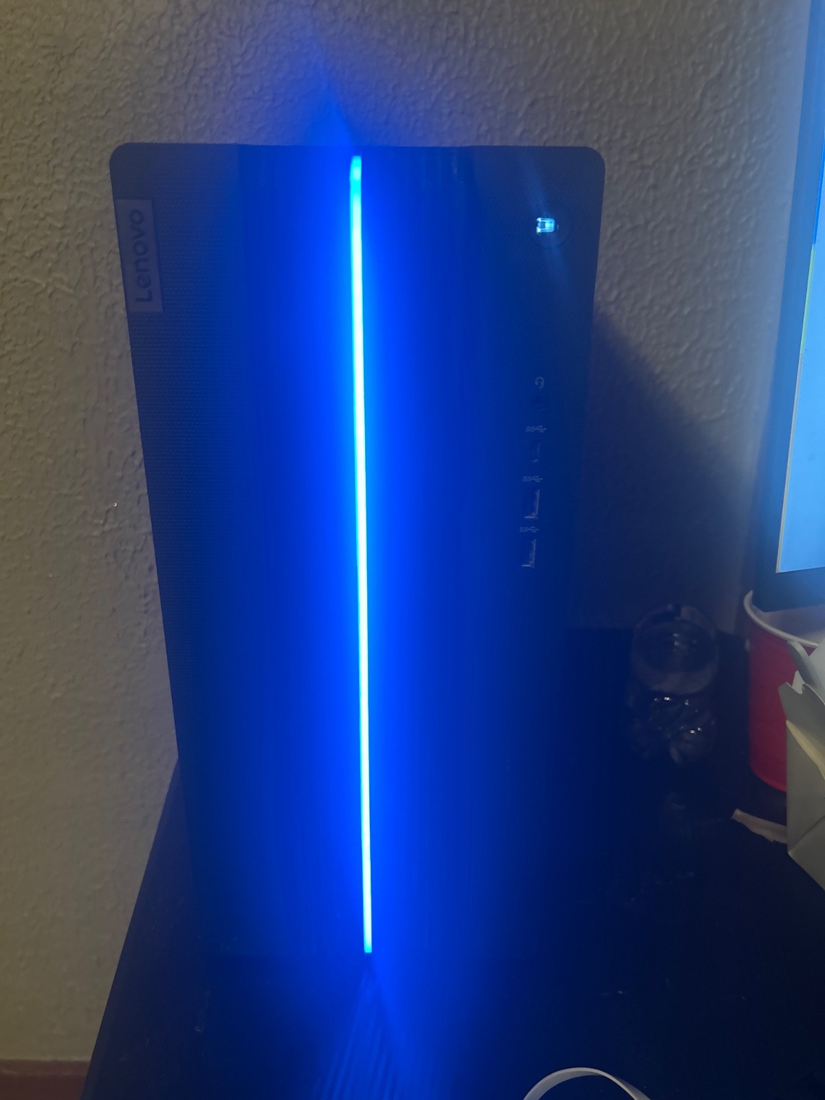 Lenovo IdeaCentre Gaming 5i 17L Gaming Desktop Black Coloring