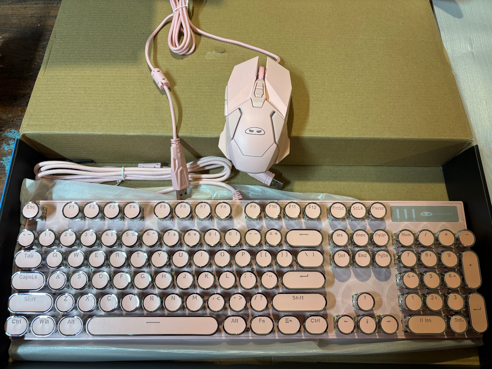 Typewriter Mechanical Gaming Keyboard and Mouse Combo, Retro Punk Round Keyca...