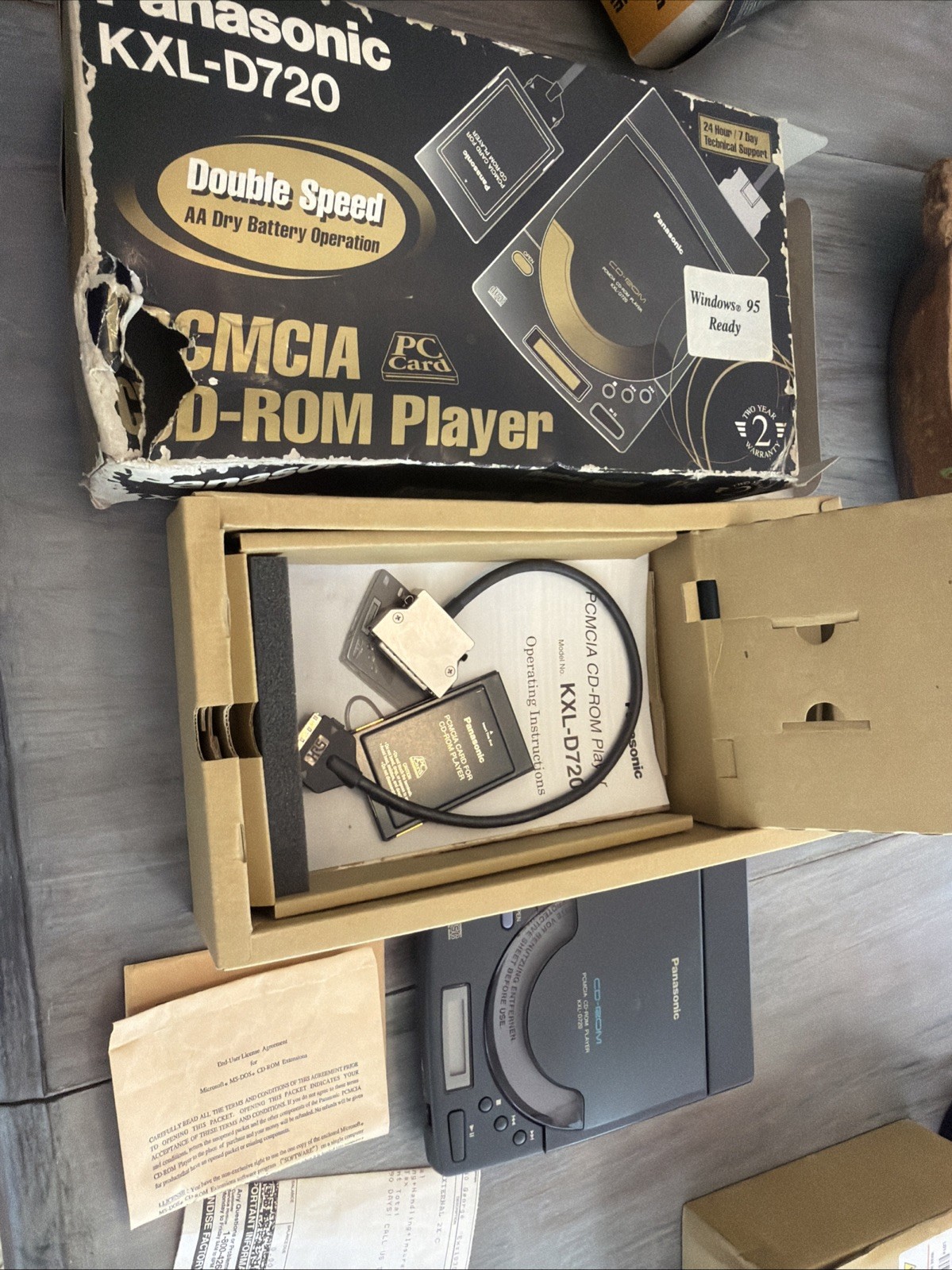 1995 Panasonic KXL-D720 CD-Rom CD Player