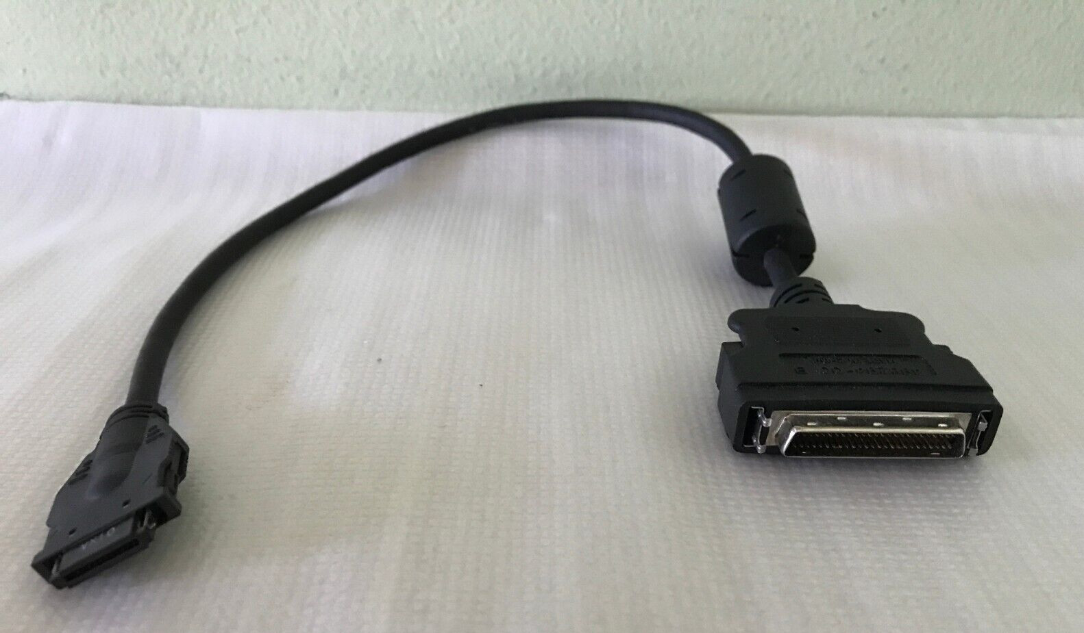 Adaptec SCSI  50 Pin Hight Density to 26 PIN SCSI to PC Card Cable 498294-00 B