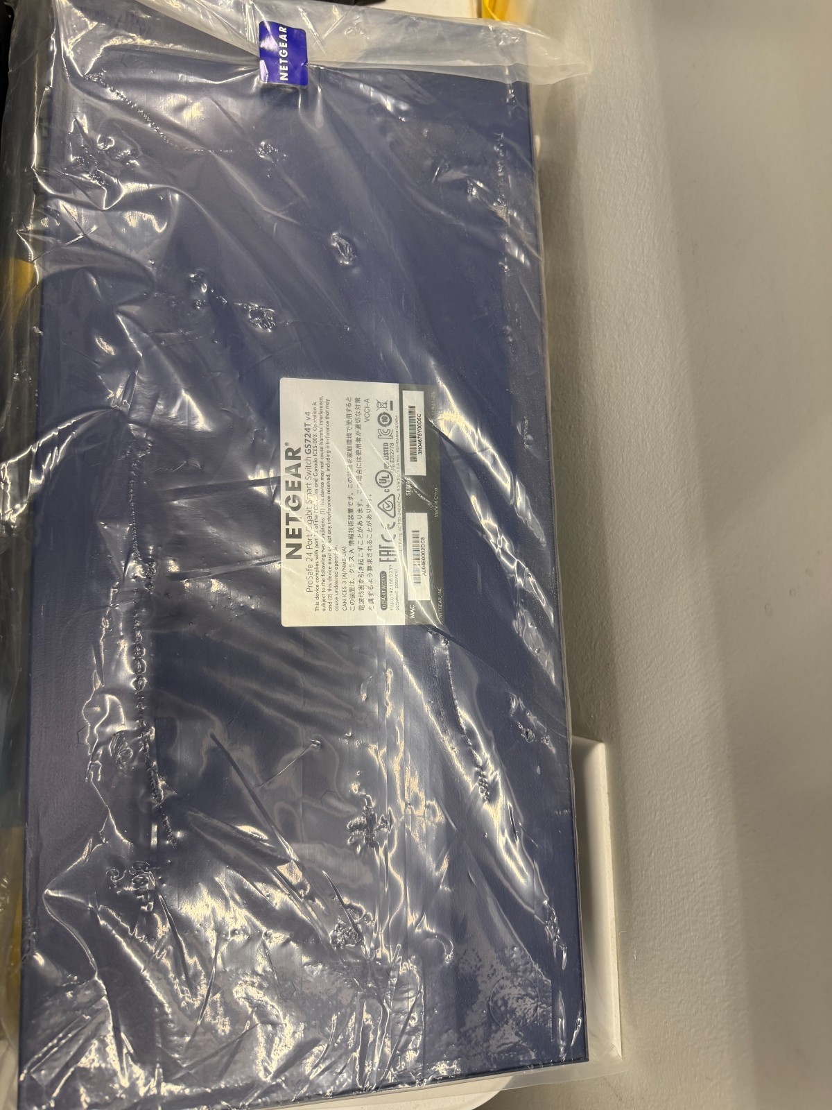 NetGear  ProSafe (GS724TP) 24-Ports External Switch Managed