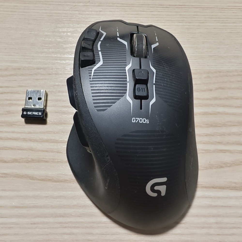 Logitech Logicool G700S Rechargeable 13 Button Gaming Mouse Wireless Working z8