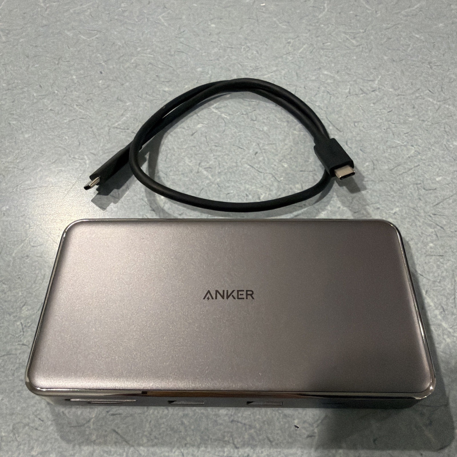 Anker 563 USB-C Hub 10-in-1 Docking Station Dual 4K HDMI Monitor 5Gbps