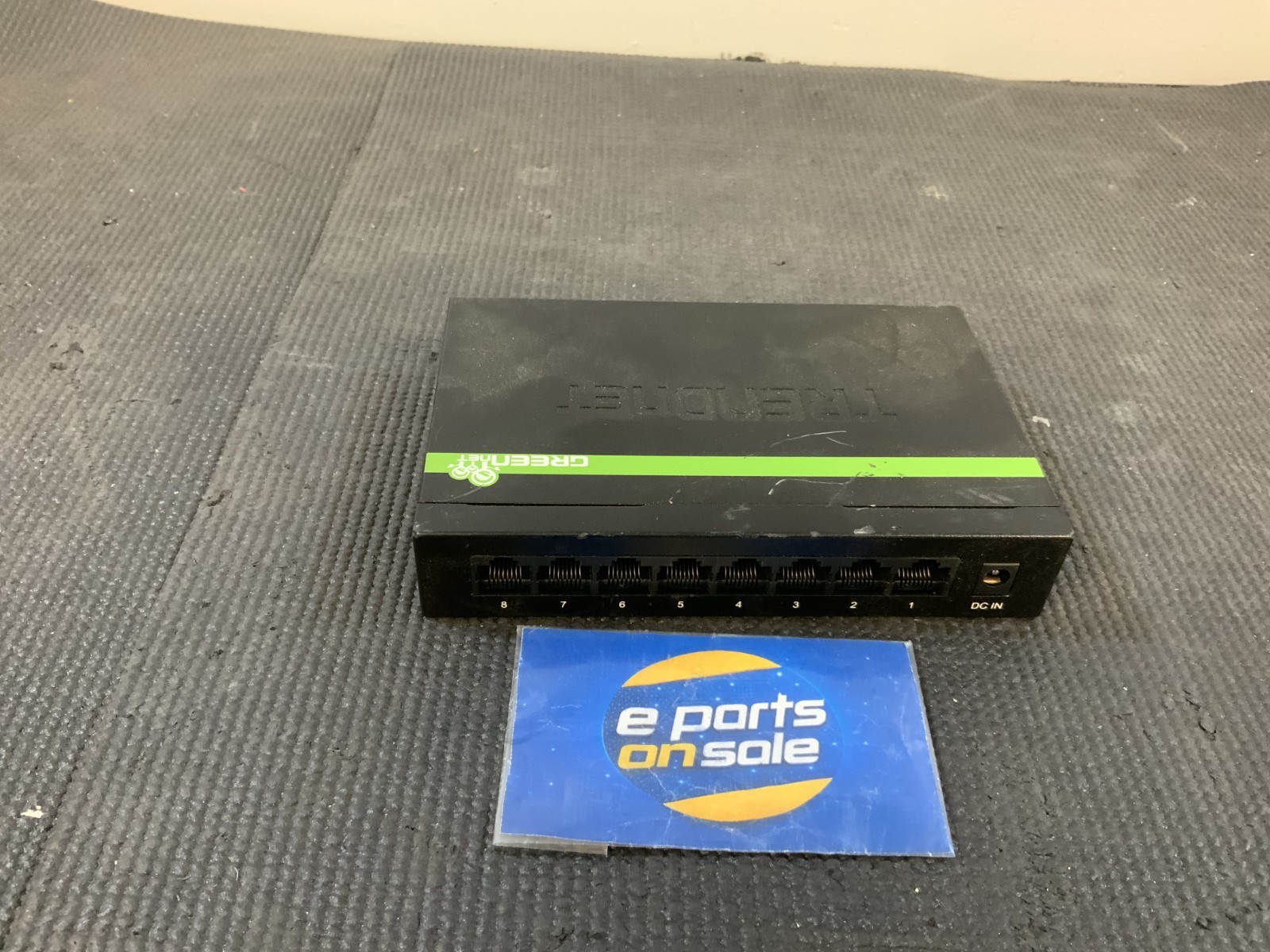 TRENDnet TEG-S80g 8-Port Gigabit GREENnet Network Switch, RB SH3