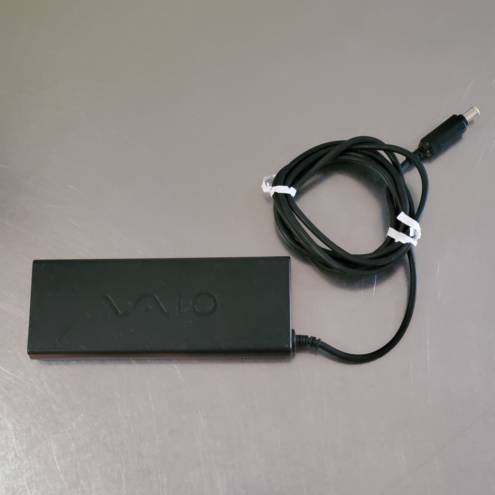 Sony PCGA AC16V6 AC Adapter 16V 4A Power Supply Charger for Vaio Laptop