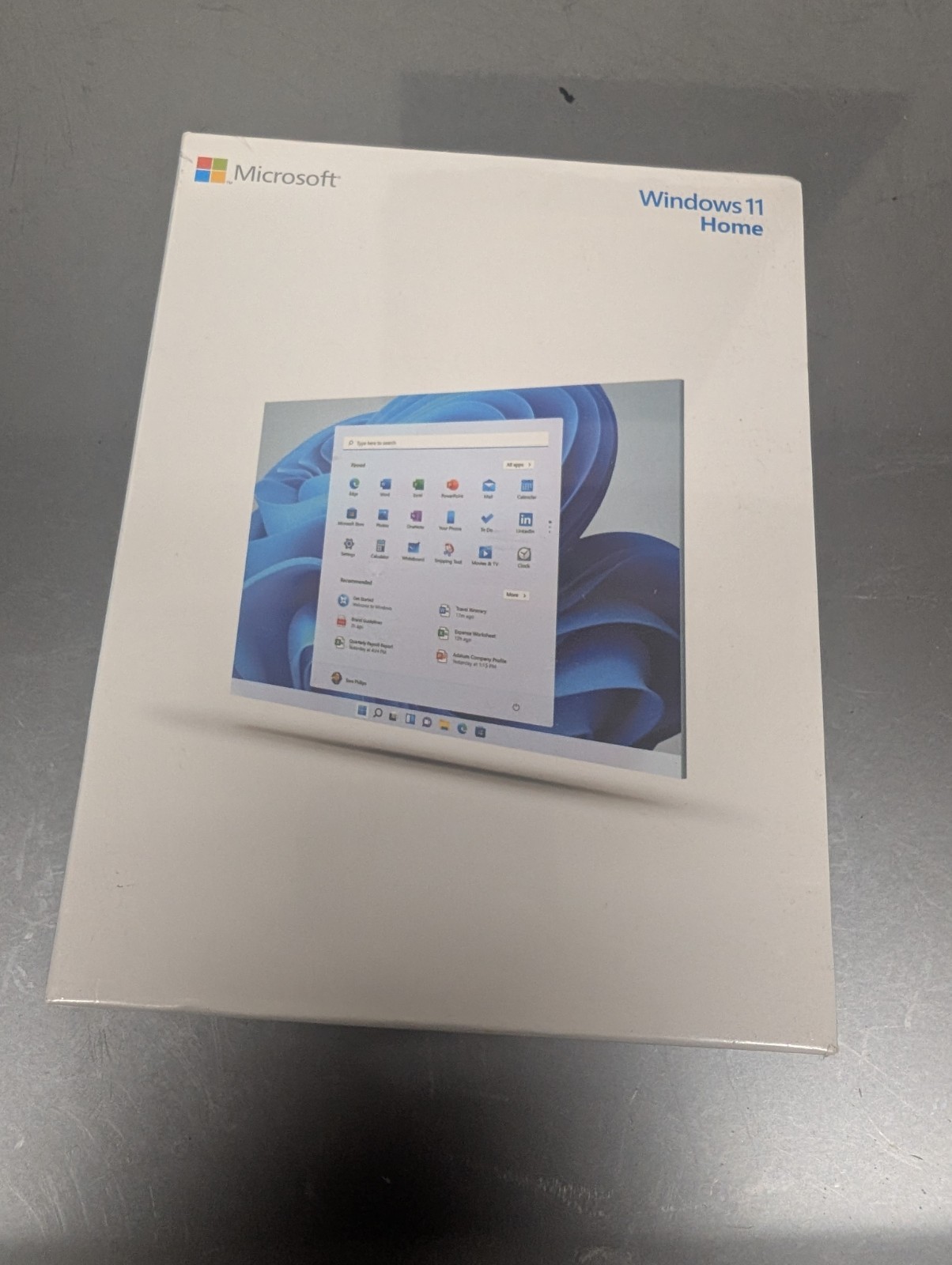 MS Windows 11 Home 64-Bit USB Flash Drive + Key Retail Box - New & Sealed