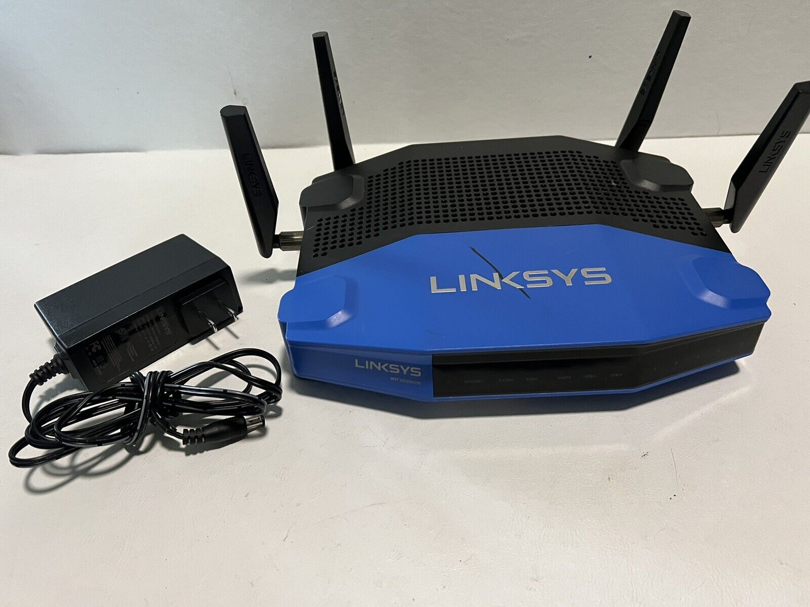Linksys WRT3200ACM AC3200 Dual-Band Wi-Fi Router Gigabit Wireless Router