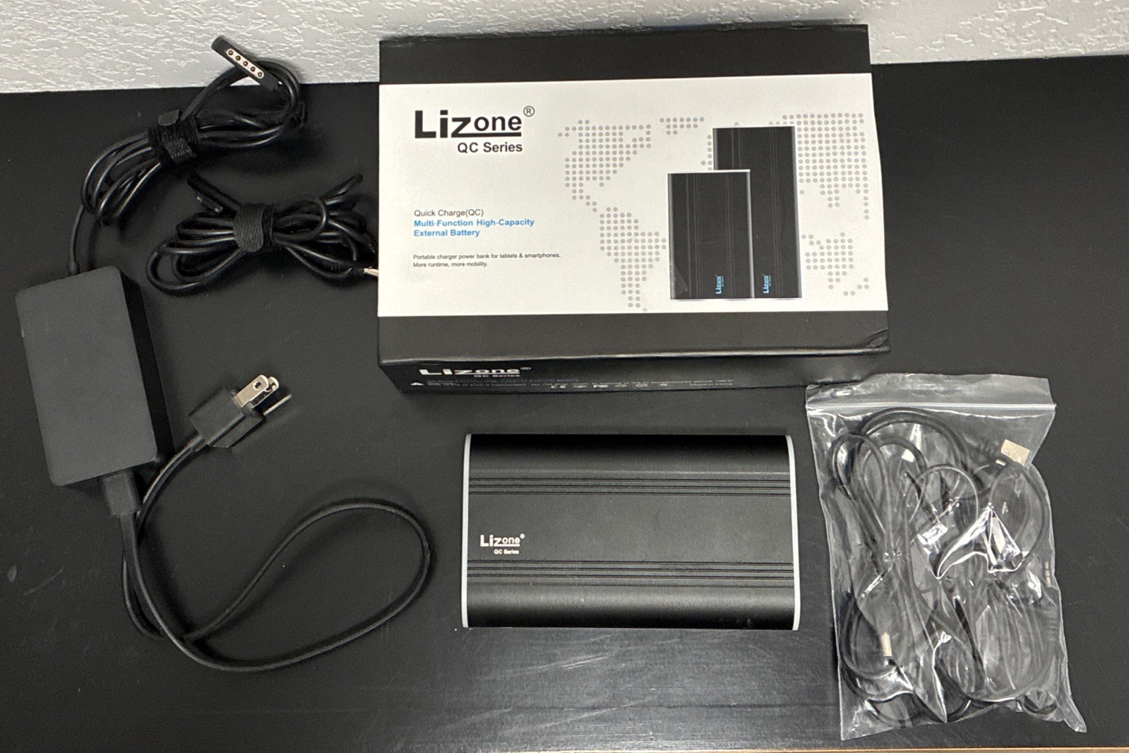 Lizone QC Series High Capacity External Battery Power Bank 35000mAh