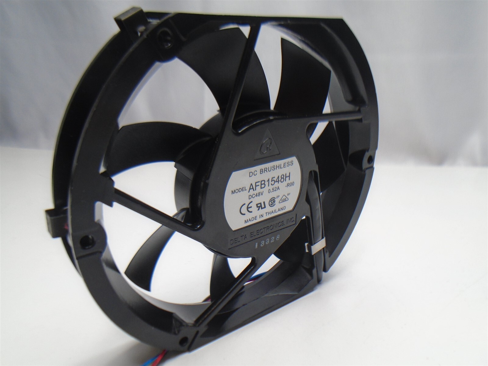 New Pulls Delta Electronics AFB1548H-AR00 DC Fans 172x150x25.4mm, 48VDC 