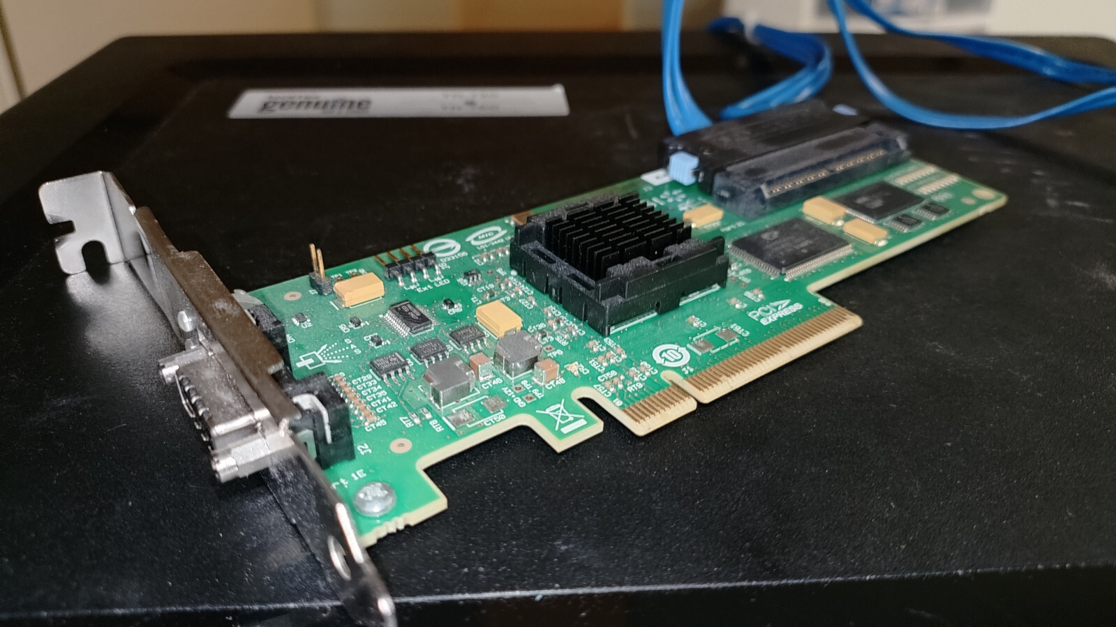 {LSI} SAS3442E-HP PCIe RAID Controller Card/{Dell} SATA-to-4X-SAS-Drop-Cable