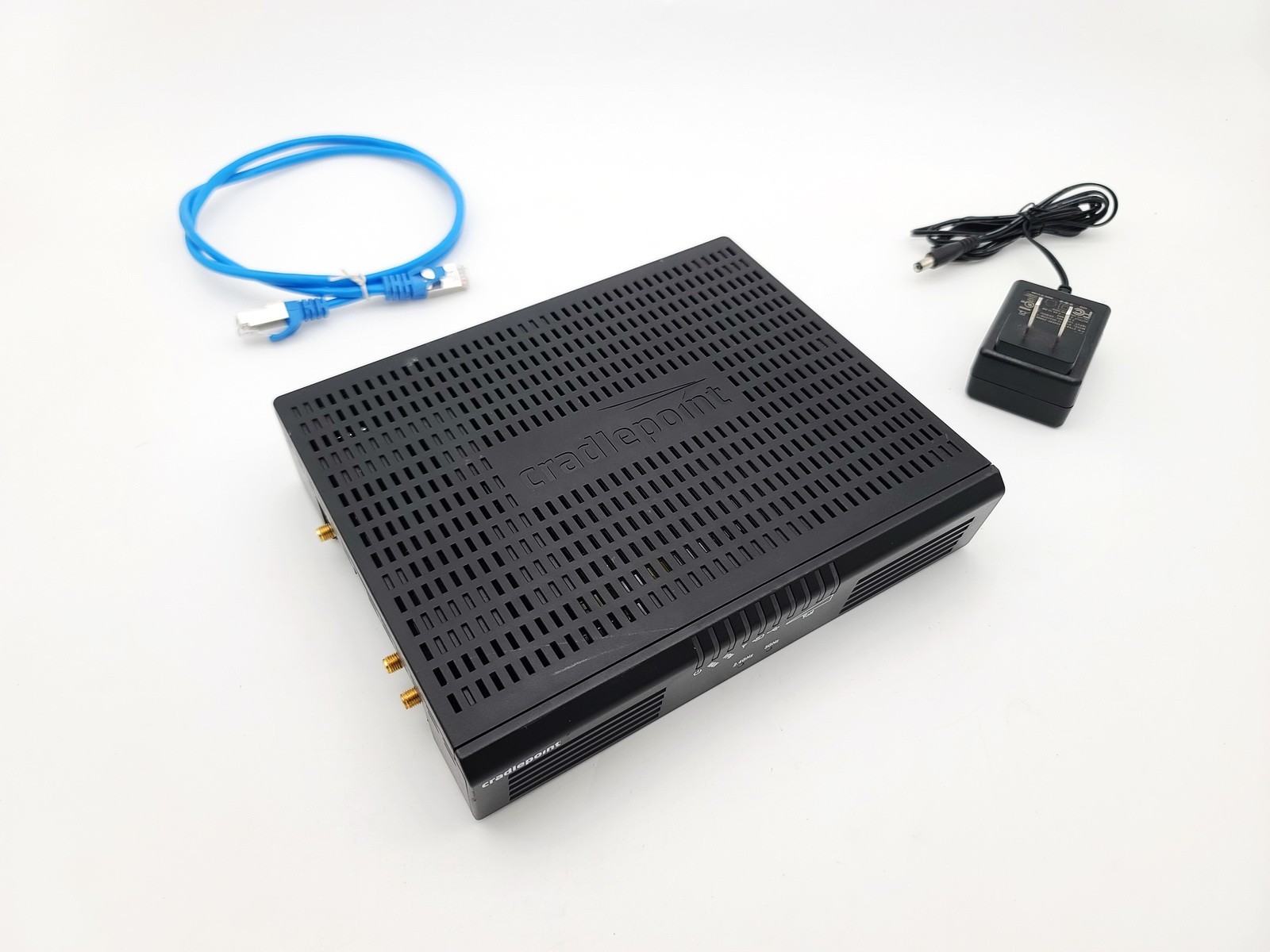 CRADLEPOINT AER1600 ADVANCED DUAL BAND WIFI GIGABIT ROUTER NETCLOUD OS