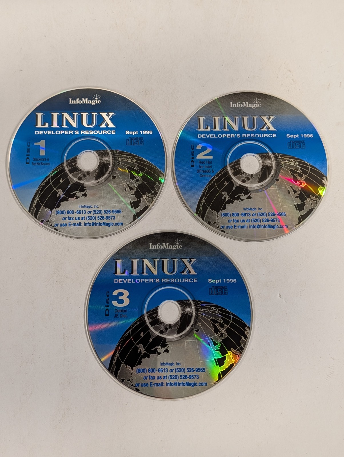 InfoMagic Linux Developer's Resource Software 3 CD 1996 - Discs Only