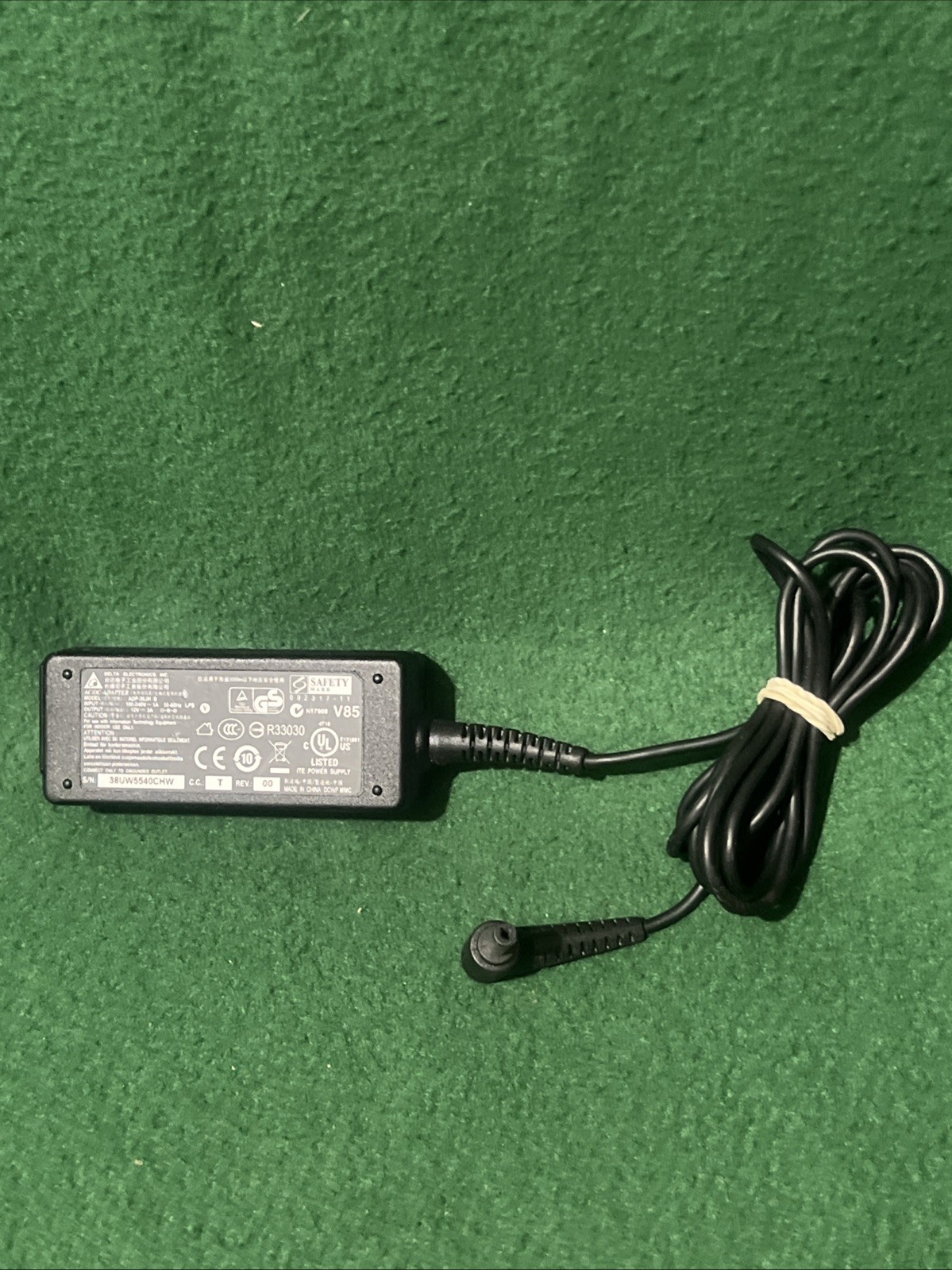 Genuine Delta Electronics ADP-36EH C Power Adapter. 12V 3A. Tested. Very clean
