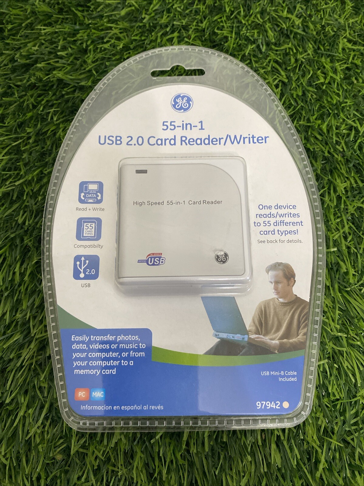 GE 97942 Hi Speed USB 2 Card Reader Writer 55 in One "FactoryNewGreat Find" WOW