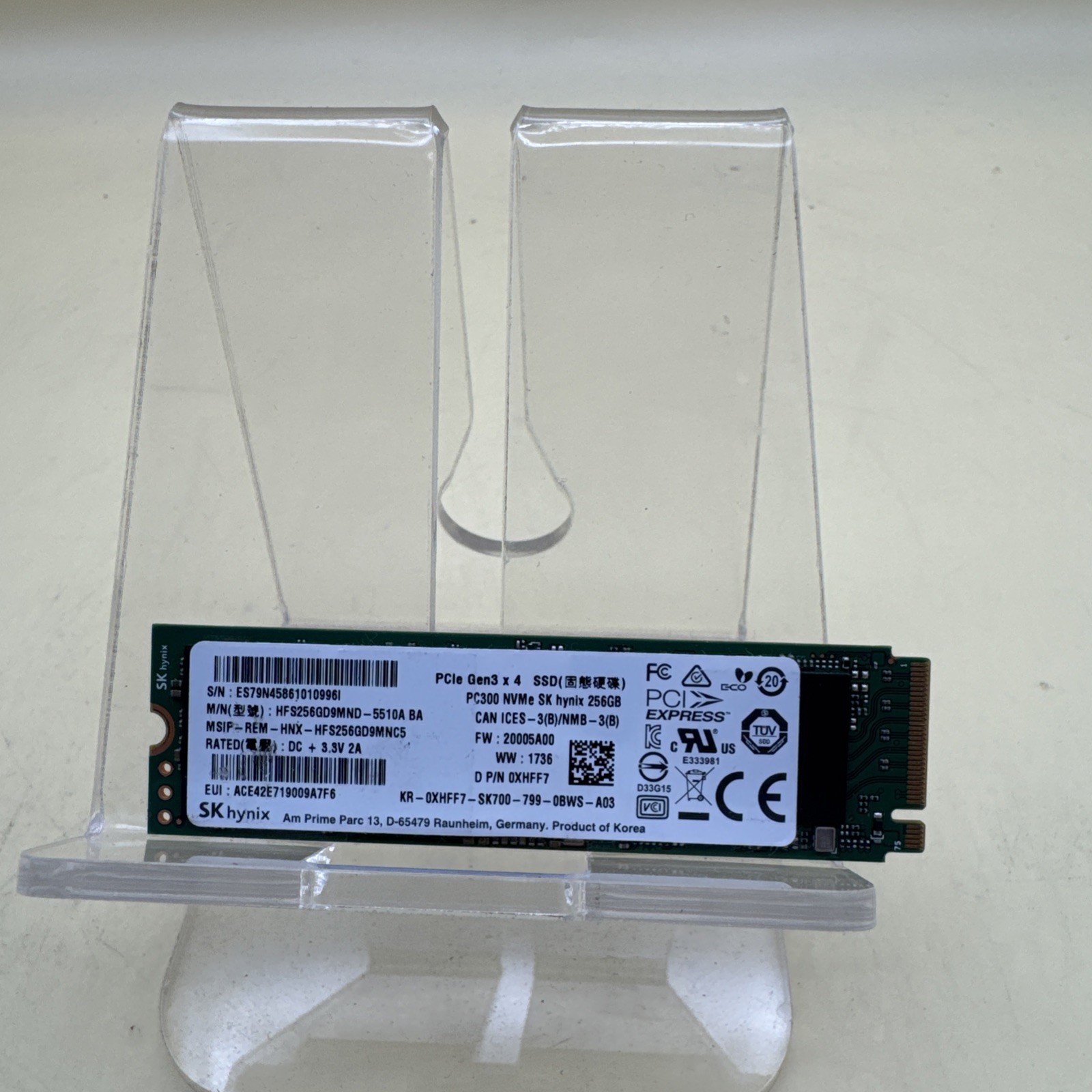 SK Hynix PC300 256 GB NVMe 80mm Solid State Drive HFS256GD9MND-5510A
