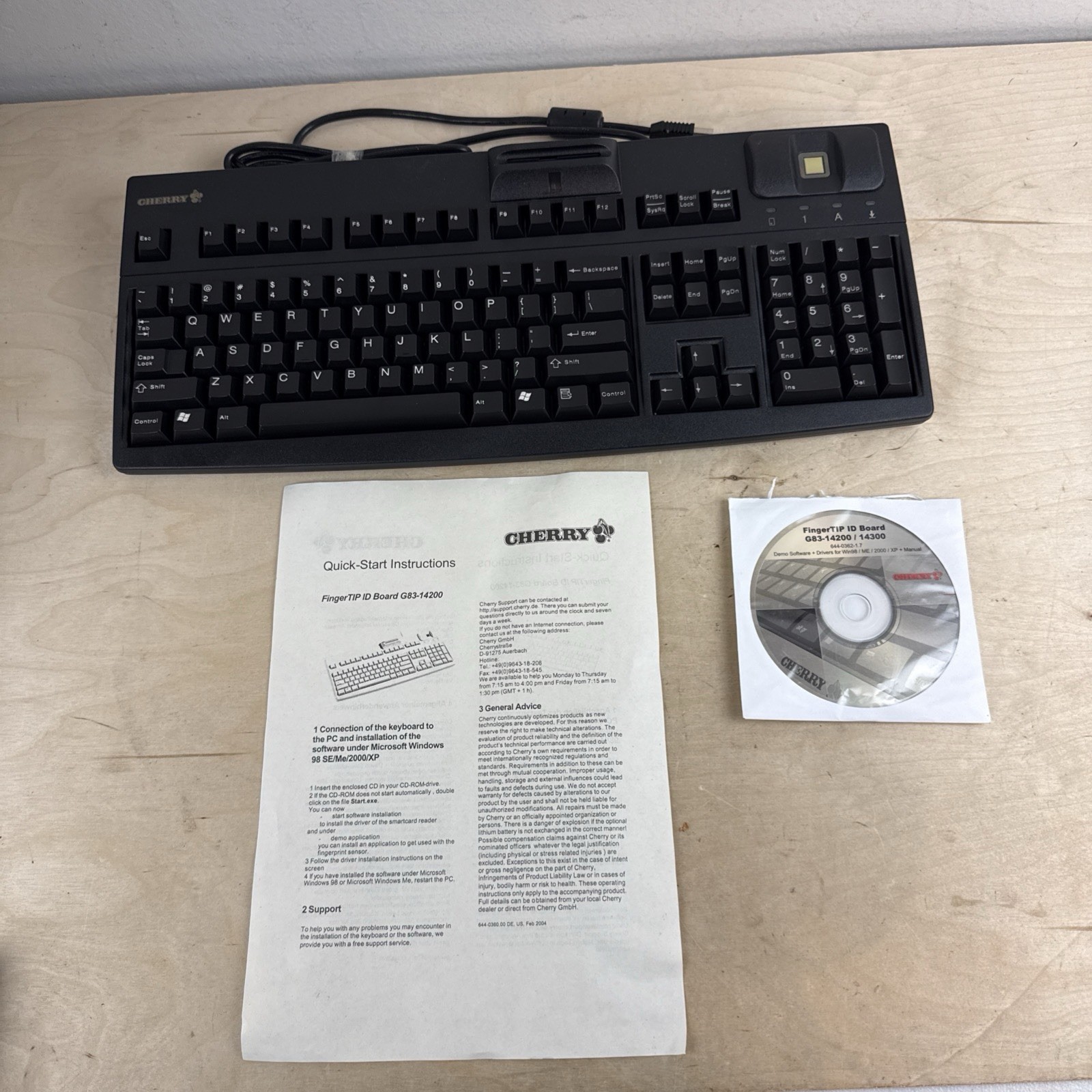 Cherry Fingertip Card Scanner Fingerprint Keyboard G83-14200 New Made in Germany