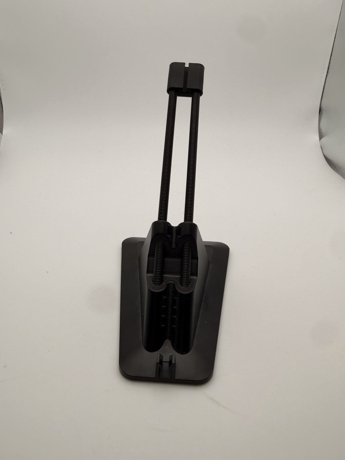 Razer Mouse Bungee V2 Gaming Drag Cable Control great condition.