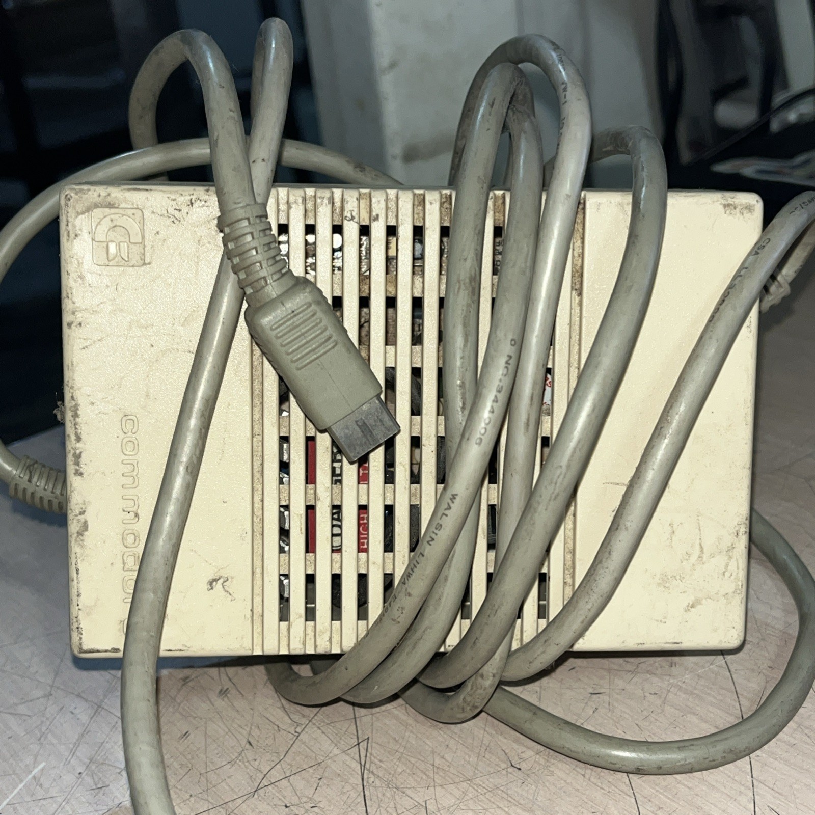 COMMODORE DSP-A500 AC ADAPTER