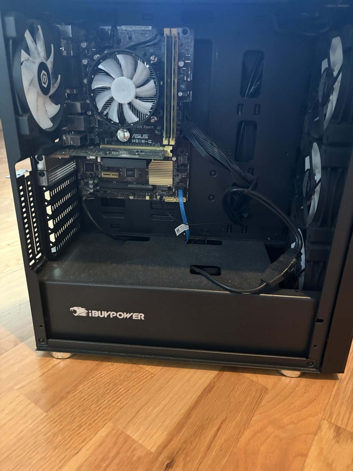 Custom RGB Gaming Desktop PC Intel Core i7 3.40 32GB SSD 1tb HDD Nvidia RTX 5060