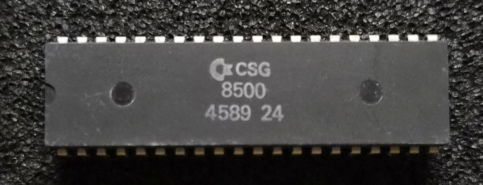 Original CSG 8500 CPU Chip for Commodore 64 – Vintage 8-bit Processor - Tested