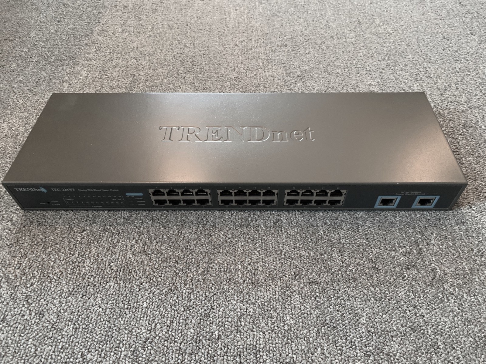 TRENDnet TEG-224WS 26-Port Gigabit Smart Switch