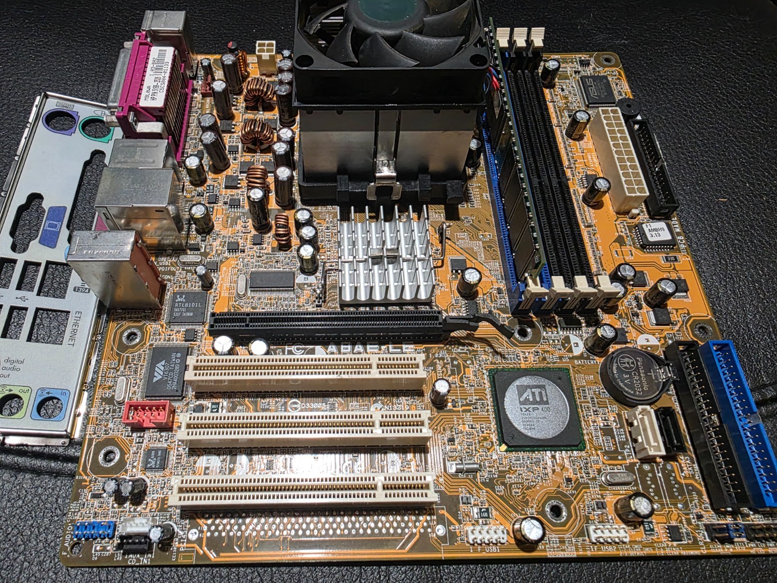 RETRO ASUS A8AE-LE Motherboard Bundle-Athlon 64 3800+512MB DDR-I/O Shield-Cooler