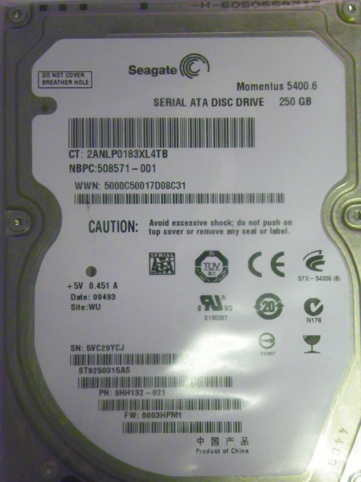 Seagate ST9250315AS P/N 9HH132-021 FW: 0003HPM1 250GB 2.5" SATA Hard Drive
