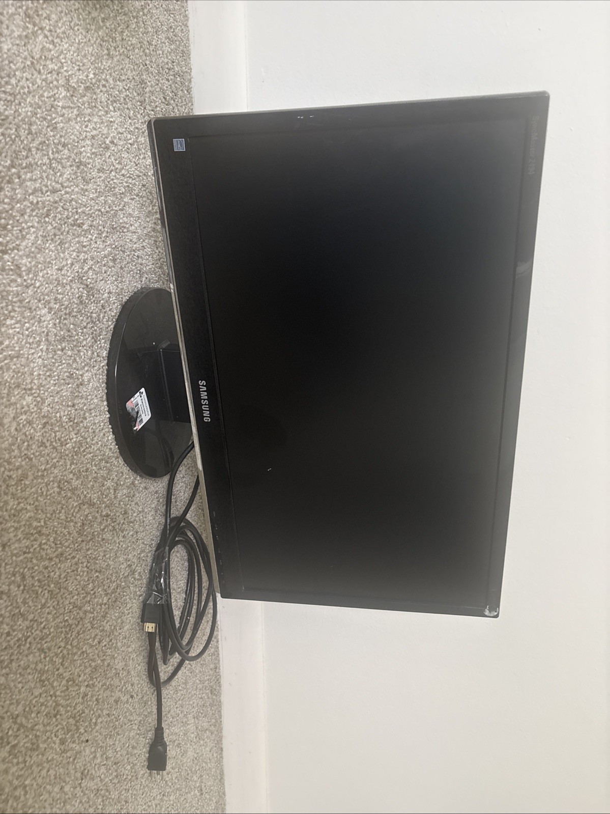 Samsung Model:2494SW ScreenSize:24 inch DisplayType:LCDWidescreenInputs:VGA, DVI